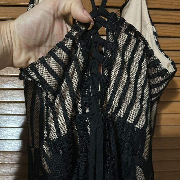 Lace Romper by San Souci - Picture 5 of 7